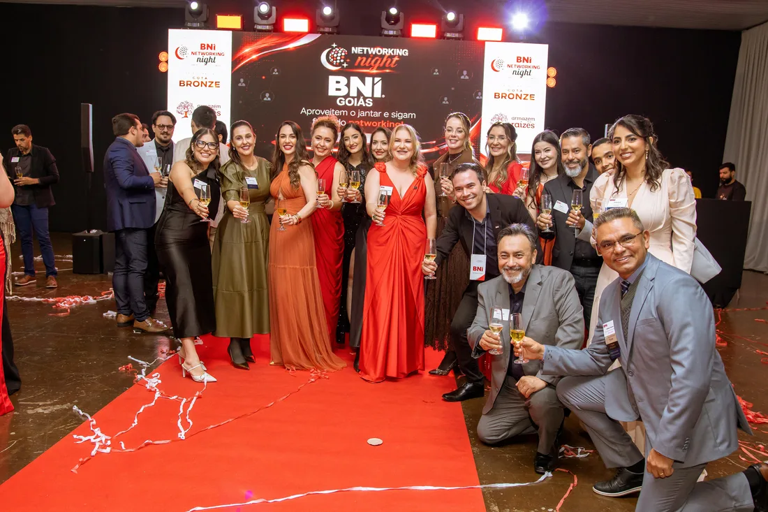 Empresários reunidos em um evento regional do BNI Goiás